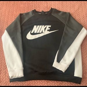 Nike Sweater